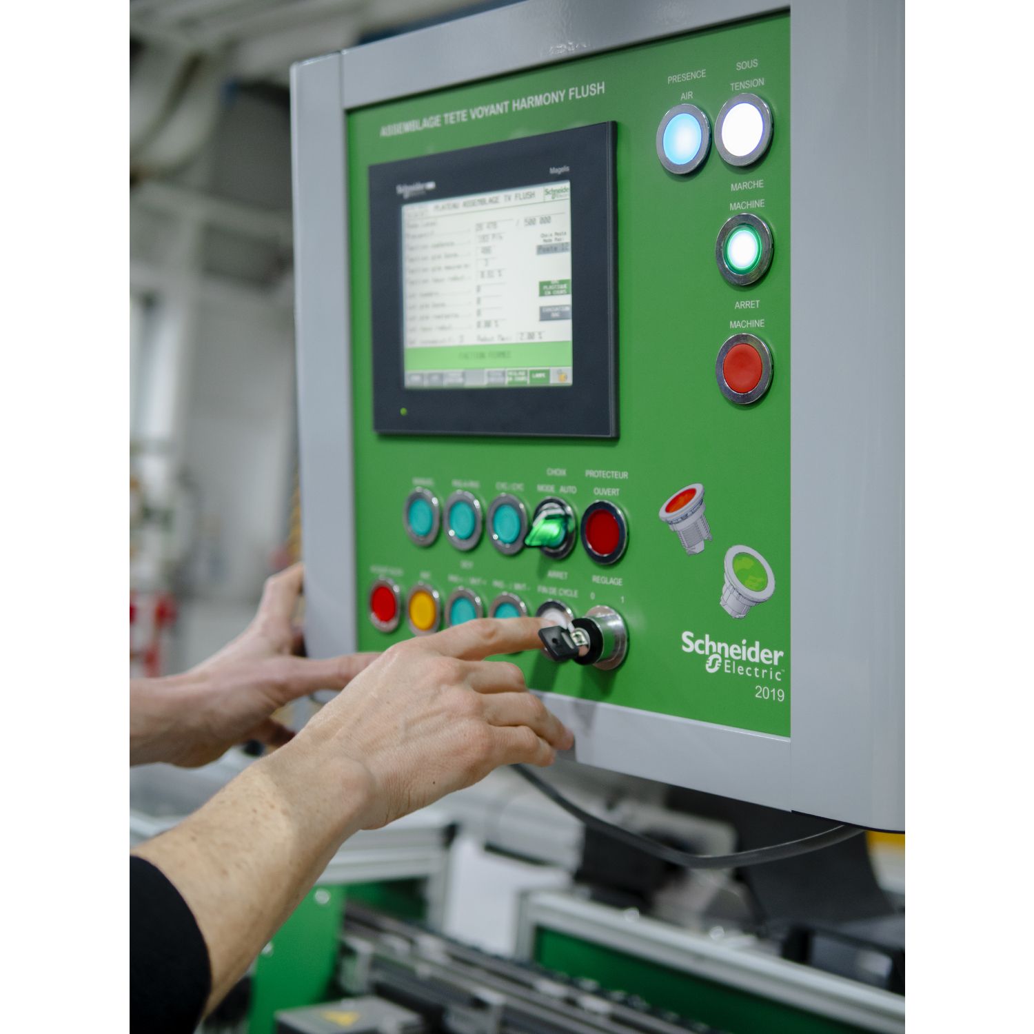 Picture of Boot, Harmony XB4, for 22mm selector switch, plastic, black
