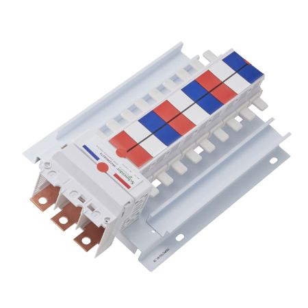 Picture of Acti9, SAU Chassis, Acti9, 250A, 3Ph, 18 poles, 27mm for C120 MCB, top or bottom
