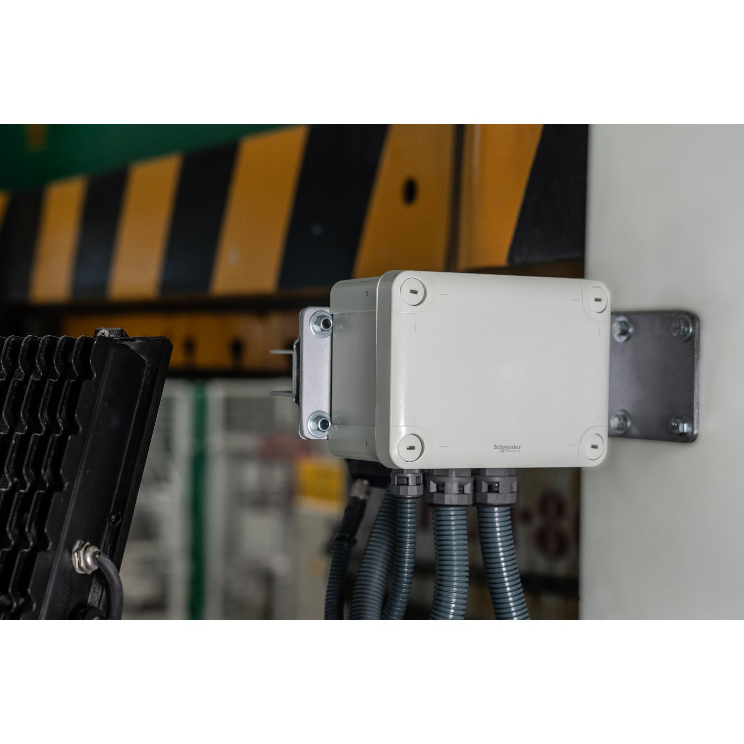 Picture of ABS box, Thalassa, IP66 IK07 RAL7035 Int.H225W175D80 Ext.H241W194D194 Opaque cover H20