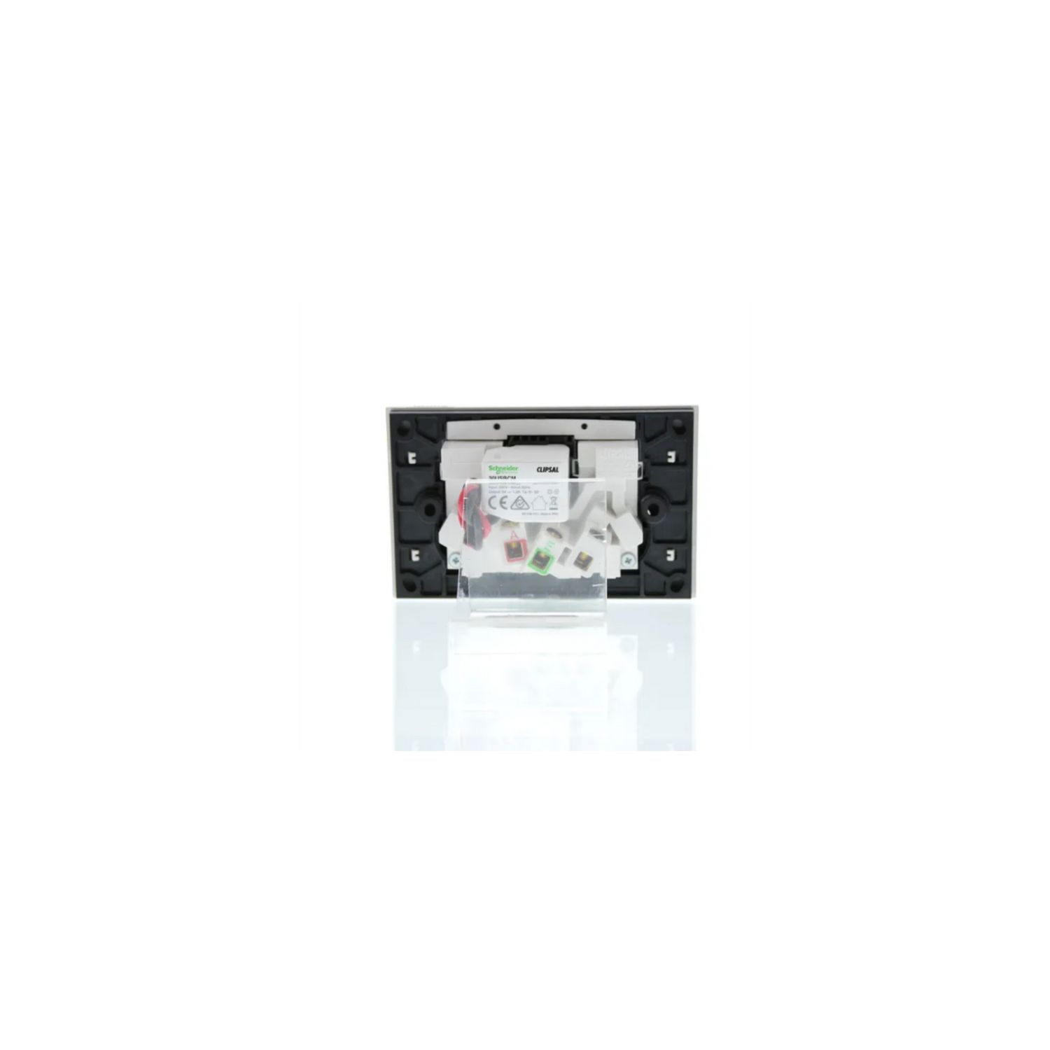 Picture of Double Power Point, Saturn Zen, Single USB Charger, Horizontal Mount, 250V, 10A